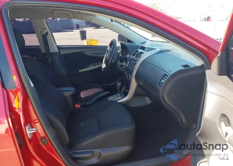 2013 Toyota Corolla S из США, поврежденный, VIN 5YFBU4EE2DP220776